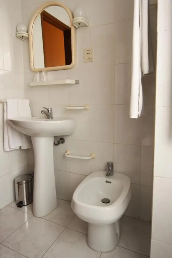 Hotel Leiriense 8